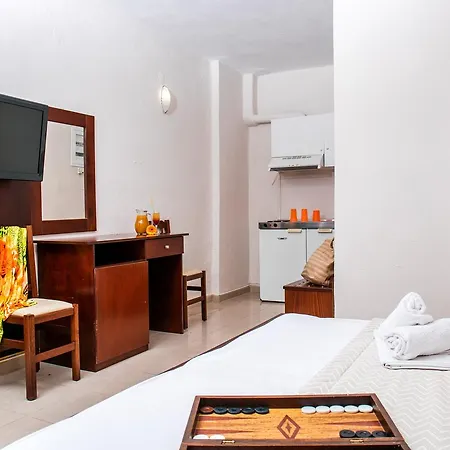 Hotel Potos Отель