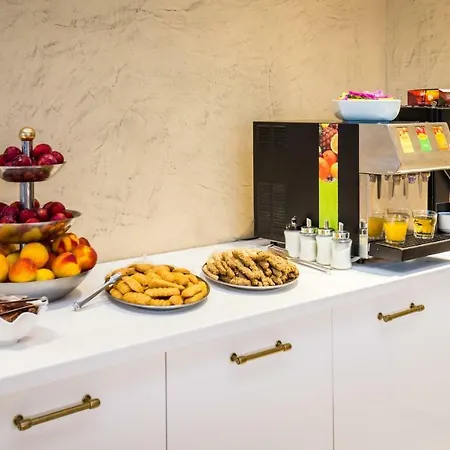 Hotel Potos Отель