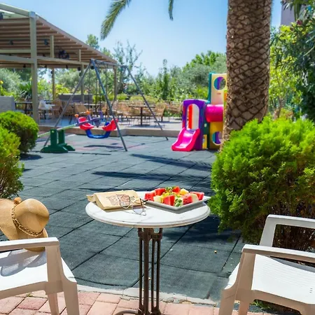 Hotel Potos Отель 3*