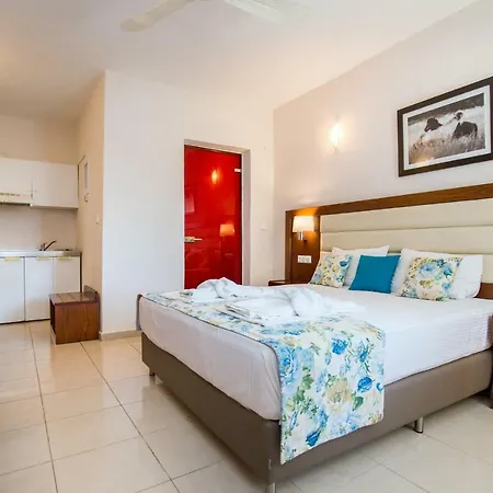 Hotel Potos Отель 3*