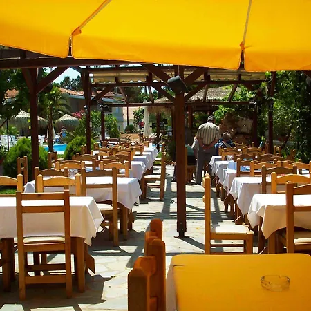 Hotel Potos מלון 3*